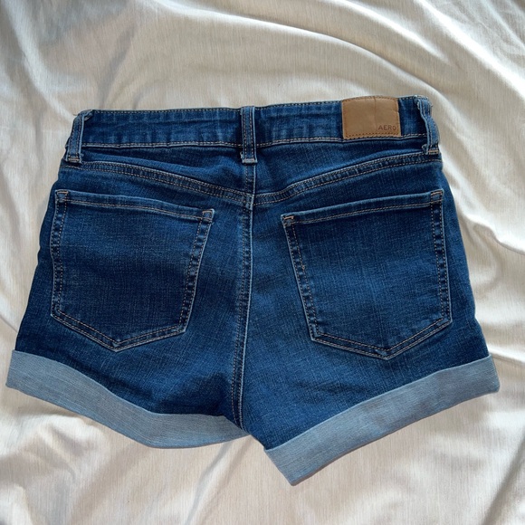 Shorts - Picture 2 of 2